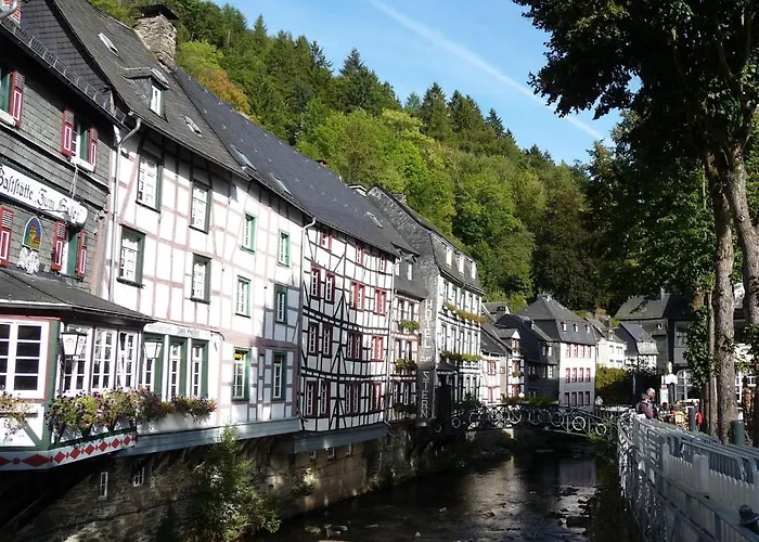 Romantik-residenz * Μονσάου